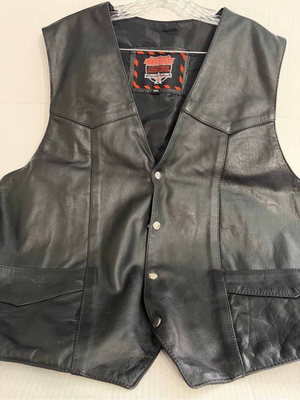 Interstate Leather Men's Black Leather Snap-Front Motorcycle Vest